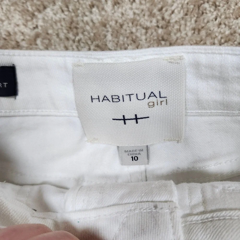 Habitual Girl White High Rise Ritual Short‎ Denim Frayed Hem Size 10 Kids